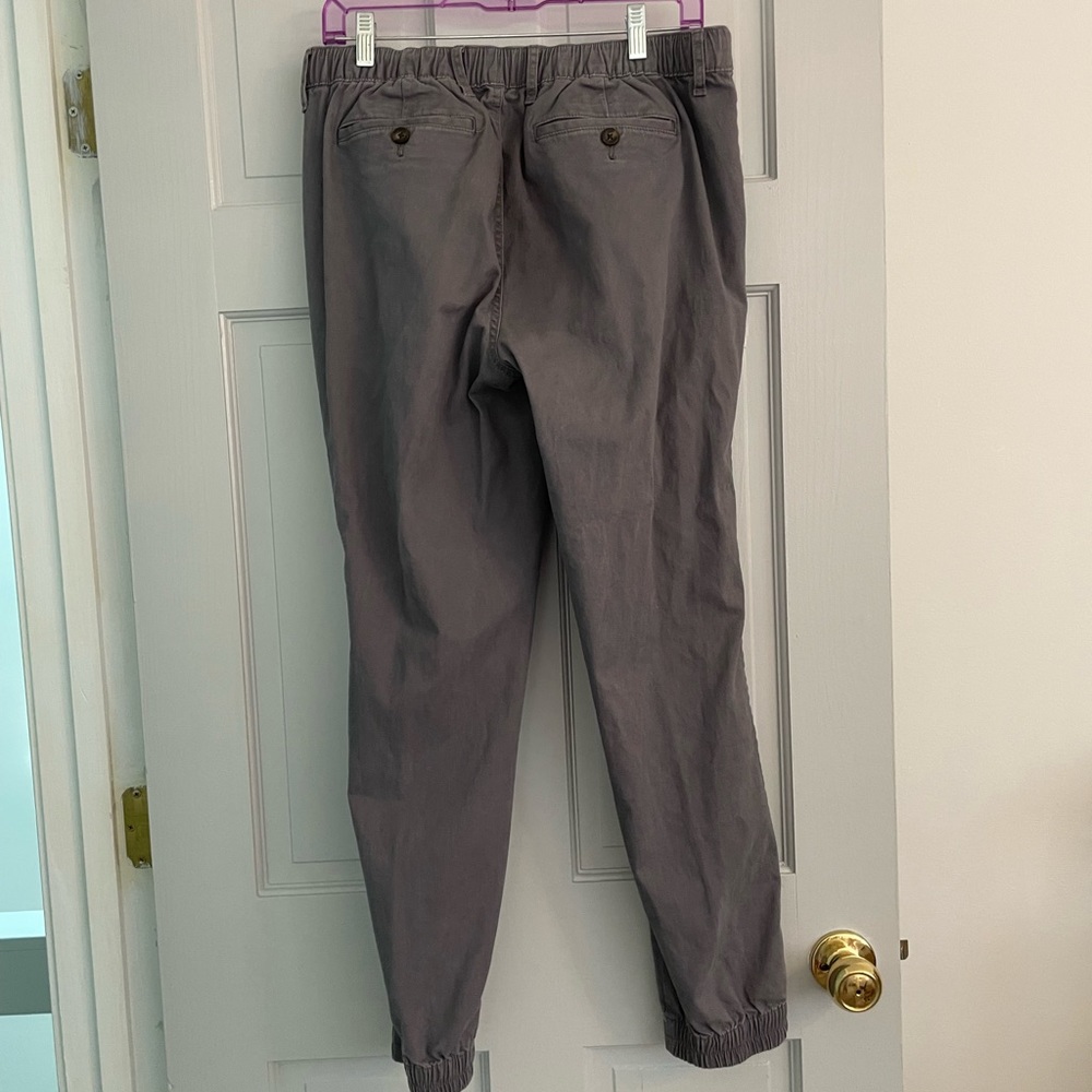 Euc Gray Amazon Basic Chino Elastic Waist Joggers… - image 2